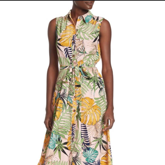 SUCH A  PRETTY DRESS - Sleeveless Leaf Print - Picture 1 of 10